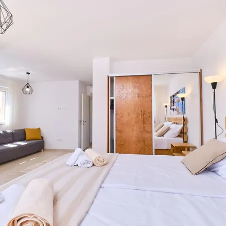 Mea Cres Sonnenvilla By Interhome