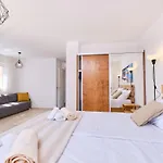 Mea Cres Sonnenvilla By Interhome